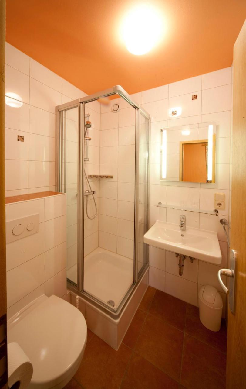 Gasthaus Zur Wolfsschlucht Hotel Sugenheim Ngoại thất bức ảnh